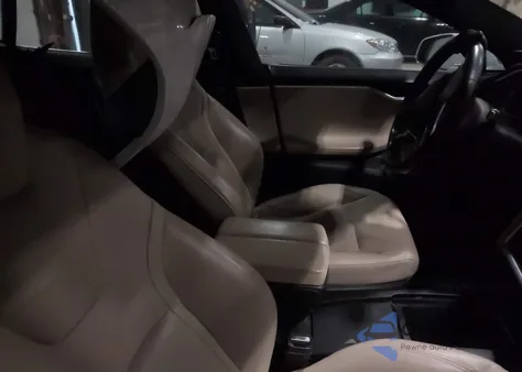 2016 Tesla Model S 60D/70D/75D/85D/90D из США, поврежденный, VIN 5YJSA1E29GF143191